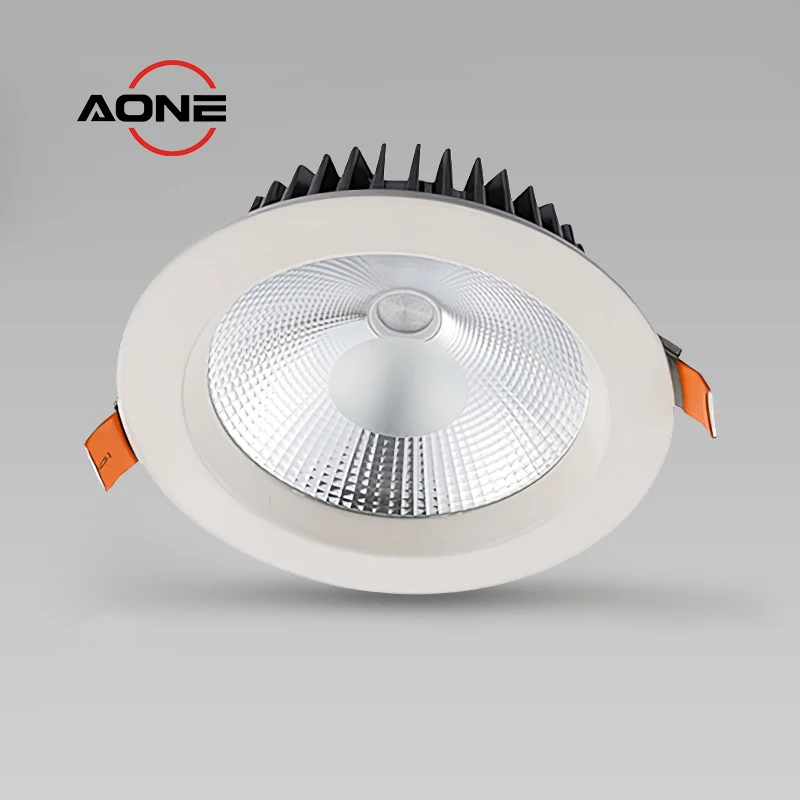 Fully IP65 Commercial Downlight 40W CCT 90° Beam DL133