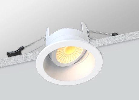 Downlight fitting fire rated glare free
